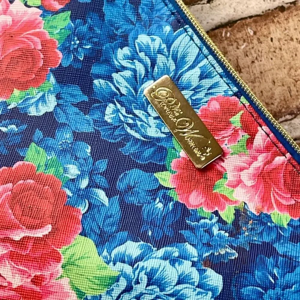 The Pioneer Woman Heritage Floral Cosmetic Travel Bag Makeup Tote Wristlet